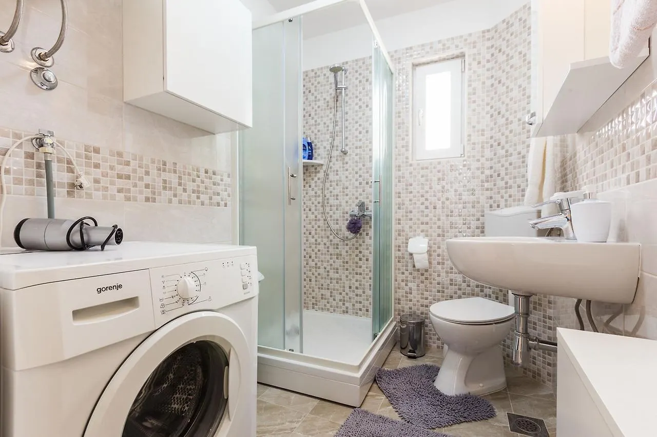 Drago 2Br Apt. In Old Town Zadar