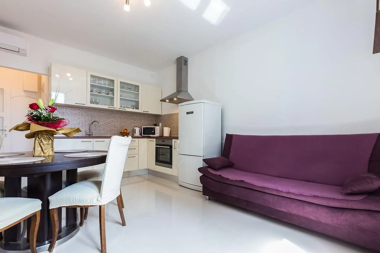 Drago 2Br Apt. In Old Town Zadar