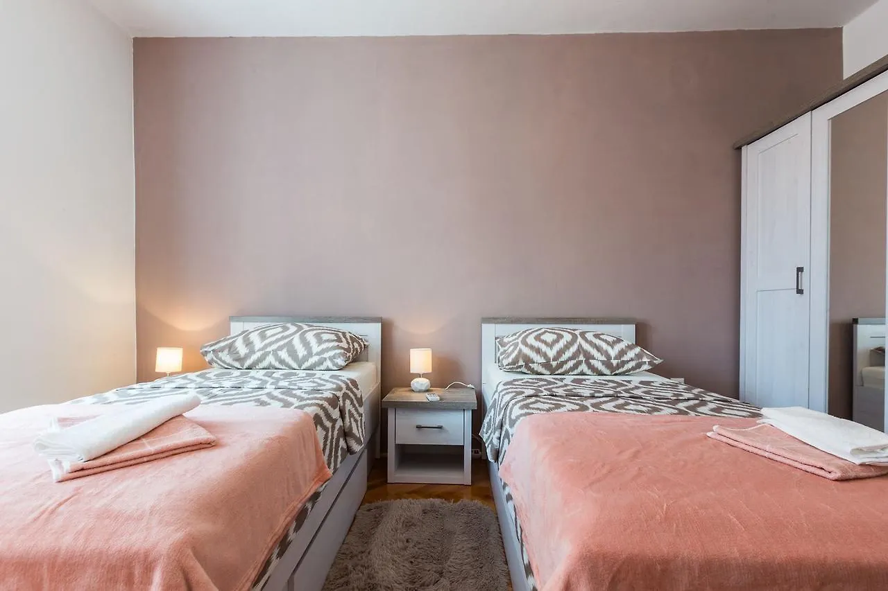 Apartment Drago 2Br Apt. In Old Town Zadar